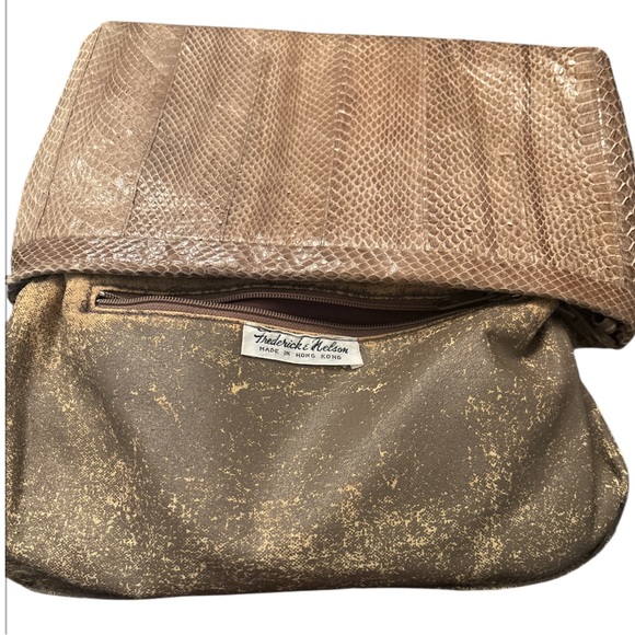 Vintage snake skin crossbody/clutch & Michael Kors card holder - Picture 7 of 10